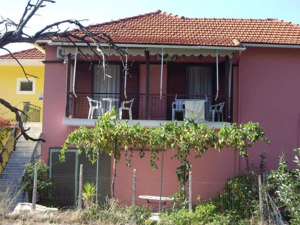 Eros Appartments Kalamítsi Екстериор снимка